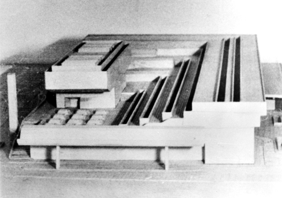 Het winnend ontwerp van architect Wilhelm Holzbauer voor het nieuwe stadhuis van, Bestanddeelnr 921-8980 (cropped)