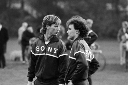 Het Nederlandse elftal trainde vandaag in het Olympisch Stadion in Amsterdam ivm, Bestanddeelnr 933-1440