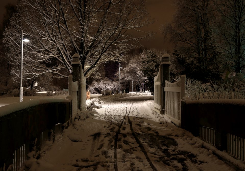 Hupisaaret Park Gate Oulu 20160212