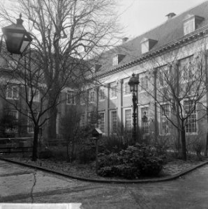 Het binnenplein, Bestanddeelnr 916-1424
