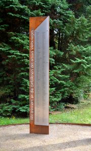 Hofheim, Waldfriedhof, Gefallenendenkmal, Säule 2
