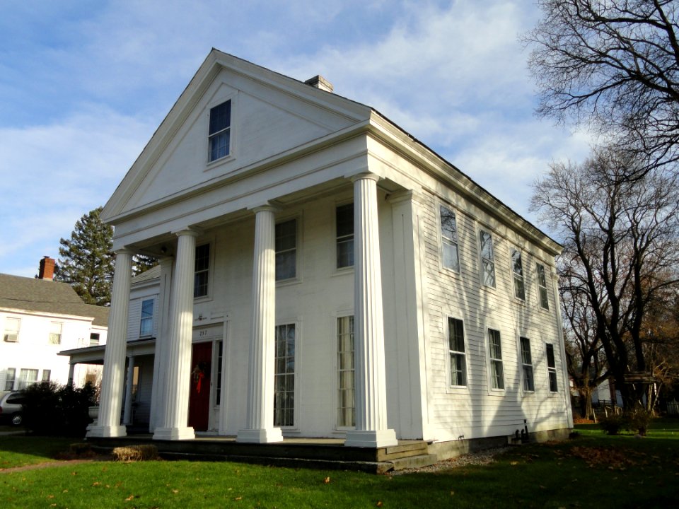 House - Douglas, Massachusetts - DSC02729