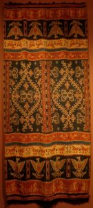 Hinggi kombu (man's mantle or wrapper) from Sumba, Indonesia, Honolulu Museum of Art, 9742.1
