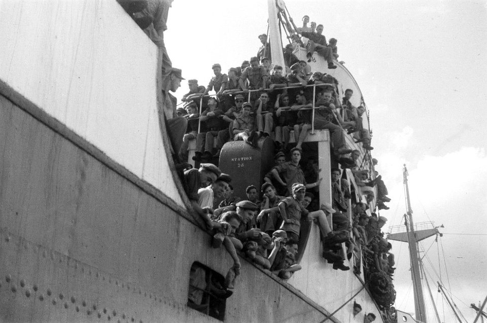 Het eerste contingent demobilisanten van de „C-divisie „7 December, 1400 milit, Bestanddeelnr 3416