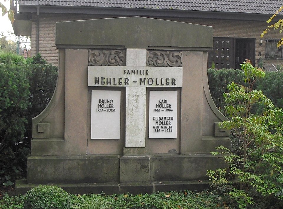 Hoevelhof-Grabmal Nehler,Moeller
