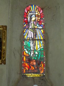 Issor (Pyr-Atl, Fr) vitrail 5 Saint Michel