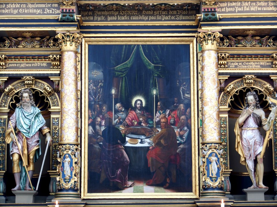 Interior of Sankt Petri kyrka pic-008