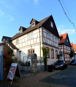 Hochheim, Rathausstraße 23