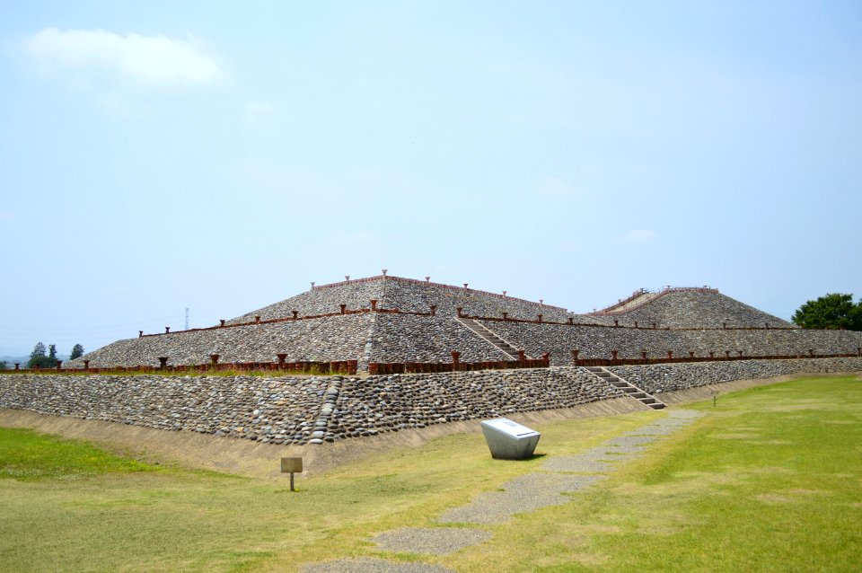 Hodota-kofungun Hachimanzuka-kofun-1