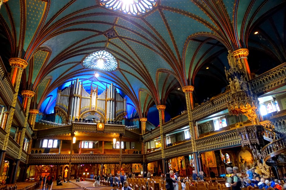 Interior - Notre-Dame de Montréal Basilica - Montreal, Canada - DSC08542
