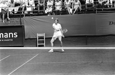 Internationale tenniskampioenschappen te Hilversum, nr 3 34 C Sandberg in acti, Bestanddeelnr 924-7813