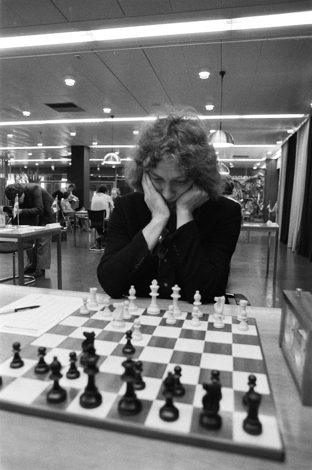 Interpolis schaaktoernooi in Tilburg, J. Timman, Bestanddeelnr 931-0358