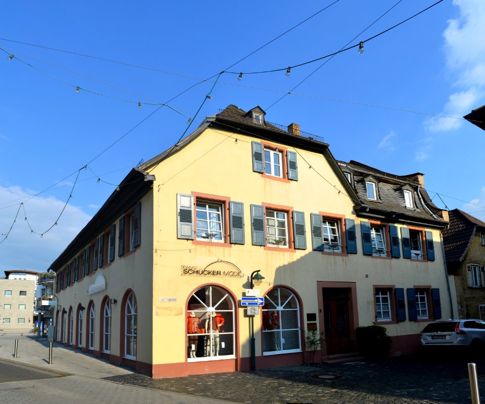 Hochheim, Hintergasse 2