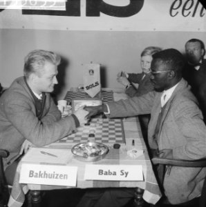 Internationaal damtoernooi in Amsterdam Baba Sy en Bakhuizen, Bestanddeelnr 913-3635