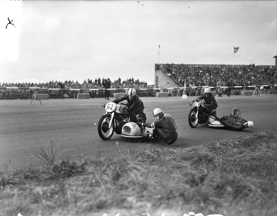 Internationaal motor- en zijspanraces Zandvoort, H. Steman (no. 62 winnaar), Bestanddeelnr 907-1533
