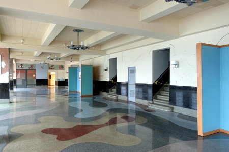 Interior view - Aquatic Park Bathhouse - San Francisco, CA - DSC04124