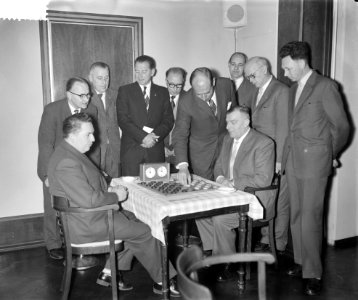 Internationaal damtoernooi te Amsterdam, Bestanddeelnr 910-8992