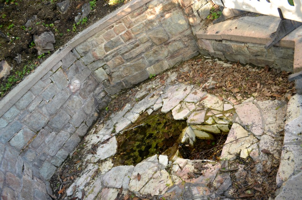 Königstein, Reste des Pulverbrunnens