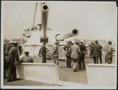 Journalists aboard a Monitor, Bestanddeelnr 158-2699