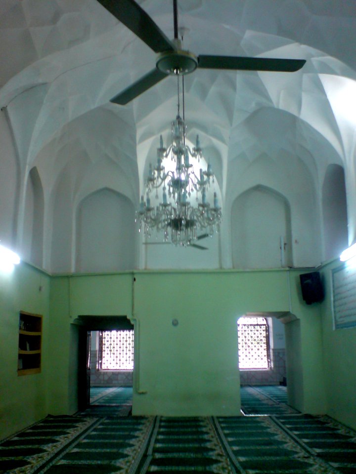Inside Al-Mahruq Mosque