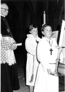 Joseph Wicquart, évêque de Coutances, visite Biville, juillet1978 (01)