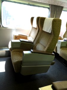 JR West Tsc 381-1114 seats photo