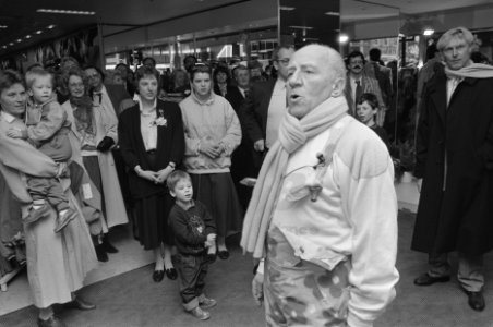 Johnny Kraaijkamp en Rijk de Gooyer openen C&A in Amsterdam, Bestanddeelnr 933-9313