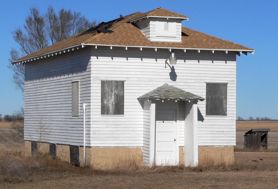Jacobson School (Charles Mix Co) from SW 1