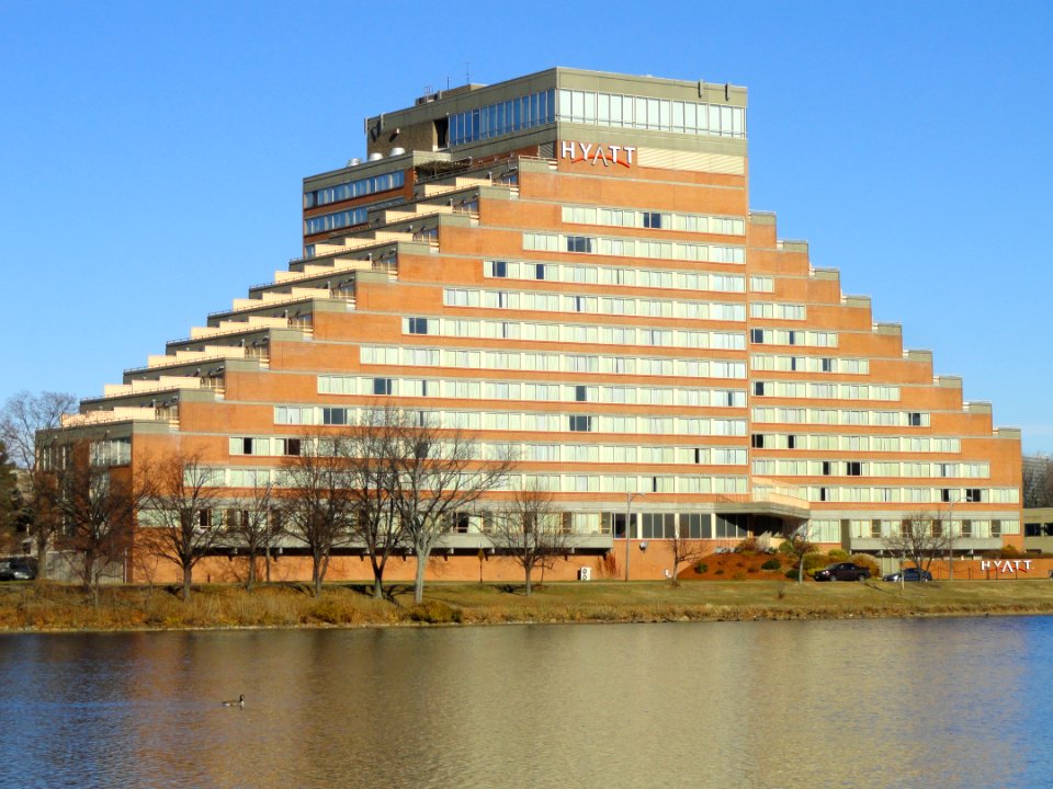 Hyatt Hotel - Charles River, Cambridge, MA - DSC03040