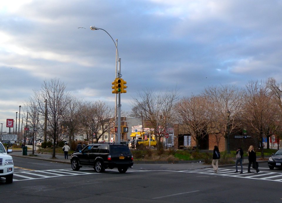 Jamaica Av Metropolitan Av jeh