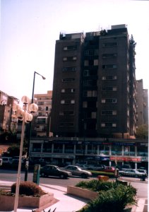 Jabotinsky-twin-towers-space