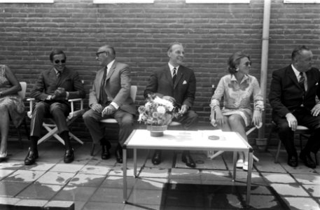 Internationaal tennistoernooi in Hilversum ( t Melkhuisje Beatrix, Claus, Bestanddeelnr 923-7235