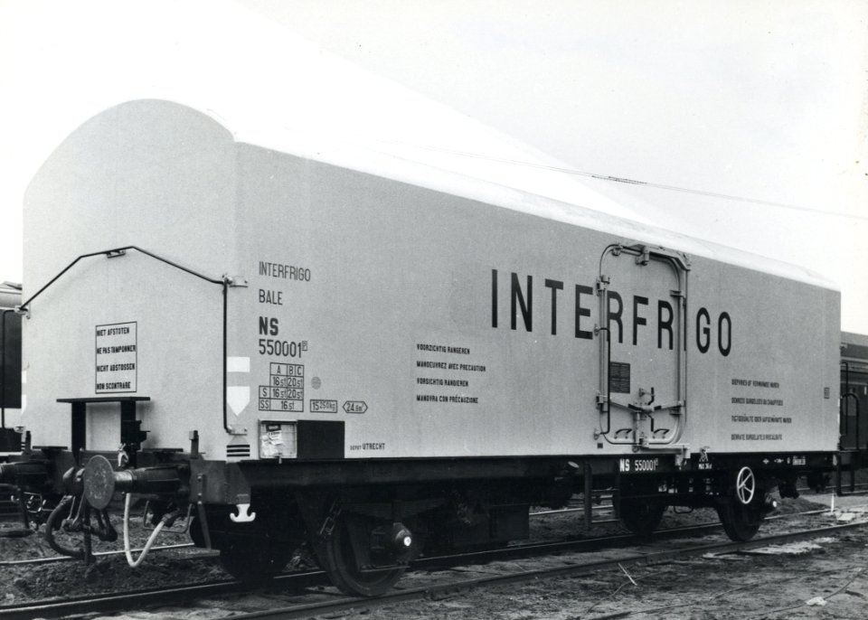 HUA-170928-Afbeelding van de koelwagen nr. NS 55001 van N.S. - Interfrigo op het terrein van Werkspoor te Utrecht
