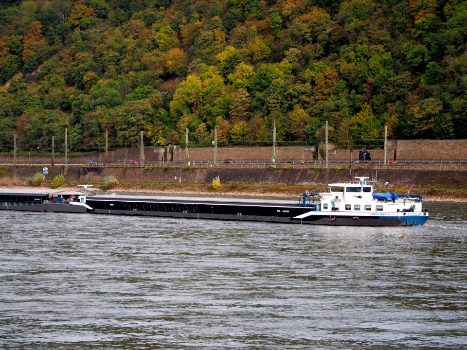 Janna-Maria, ENI 02007196 on the Rhine river at Koblenz, pic2-001