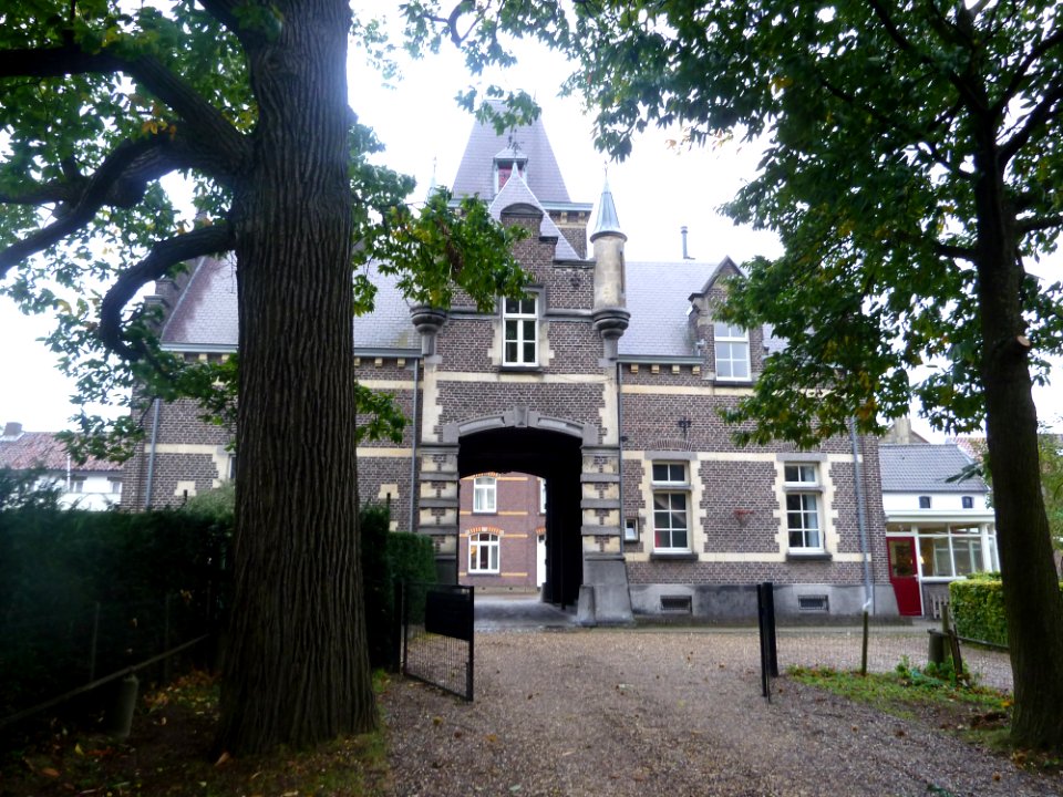Gronsveld-Poortgebouw kasteel achterzijde