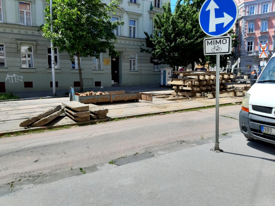 Grohova tramvajové kolejiště 20200701 130323