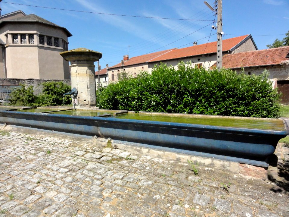 Hablainville (M-et-M) fontaine (01)