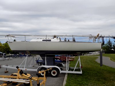 J27 sailboat 2718
