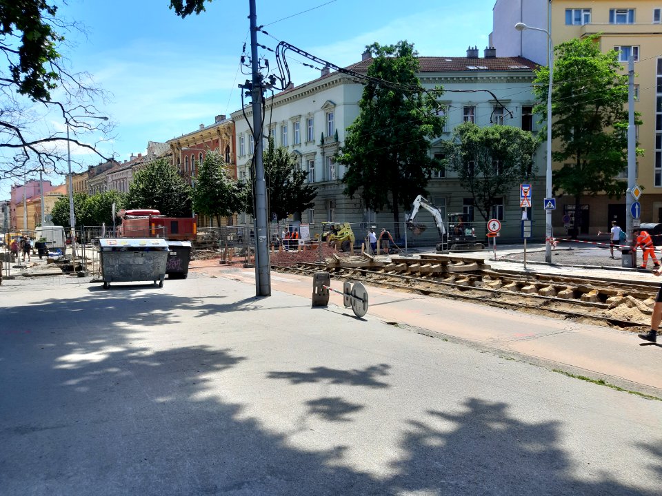 Grohova tramvajové kolejiště 20200701 125856