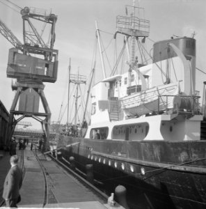 Goudbuit afbeelding van de Zaanstroom Het schip aan de Oostelijke Handeskade, Bestanddeelnr 915-2407