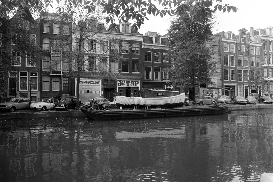 Grachten met en zonder woonboten, Amsterdam, Bestanddeelnr 924-9969