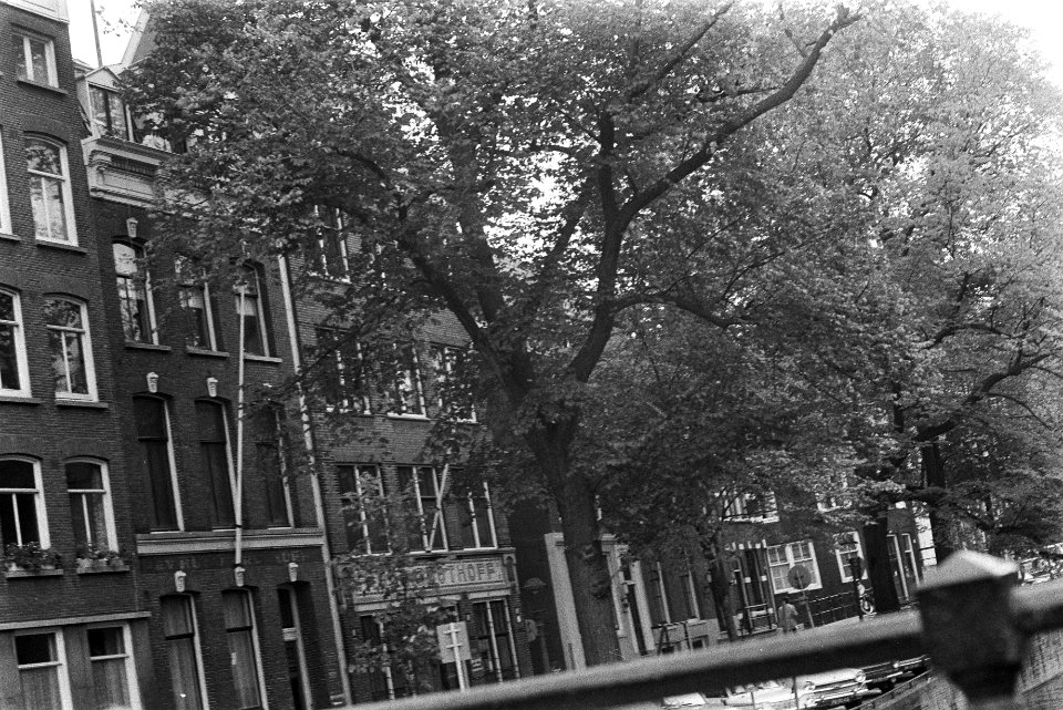 Grachten met en zonder woonboten, Amsterdam, Herengracht bij Leidsegracht, Bestanddeelnr 924-9970