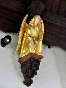 Golden angel, Uppingham 04