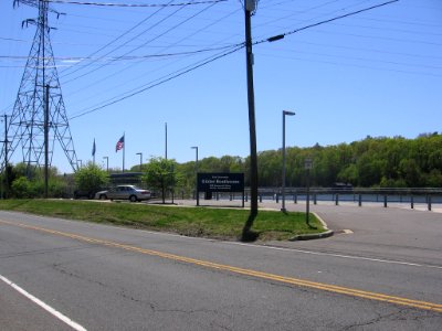 Gilder Boathouse parking lot and sign 131