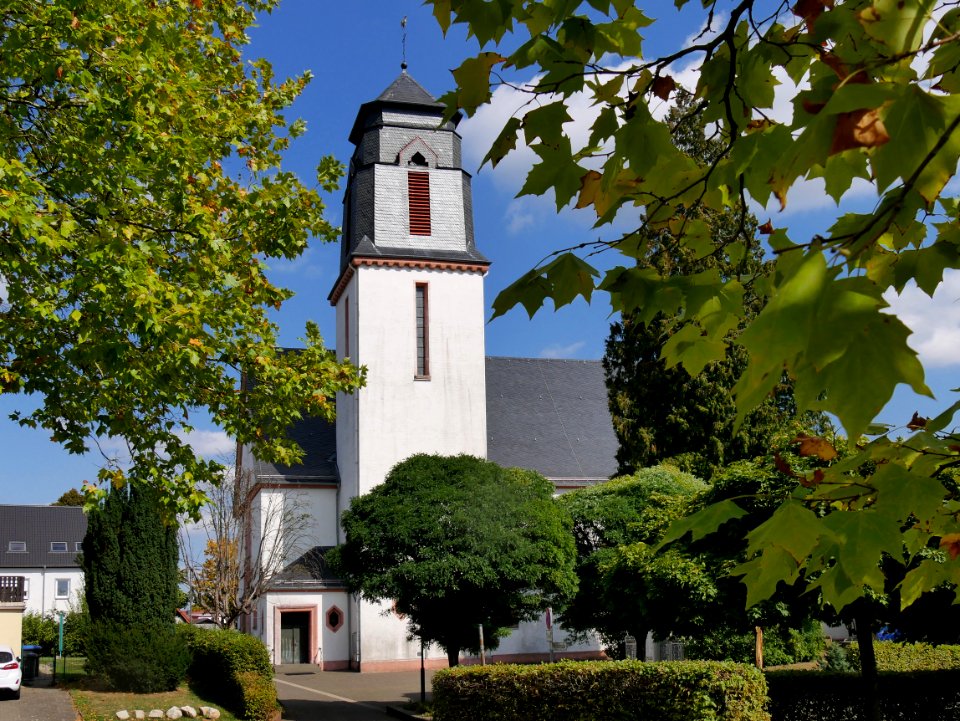 GusenburgKircheH1a