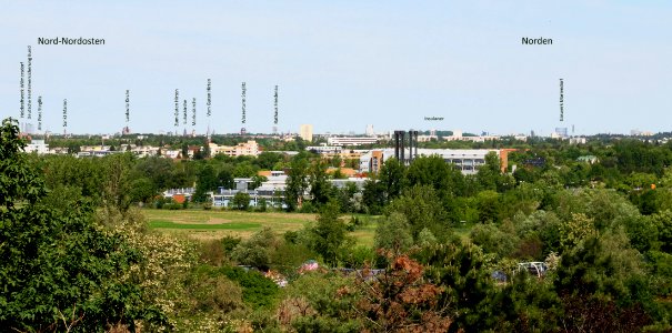 Gipfelblick.nach.Norden.Freizeitpark.Marienfelde.beschriftet photo