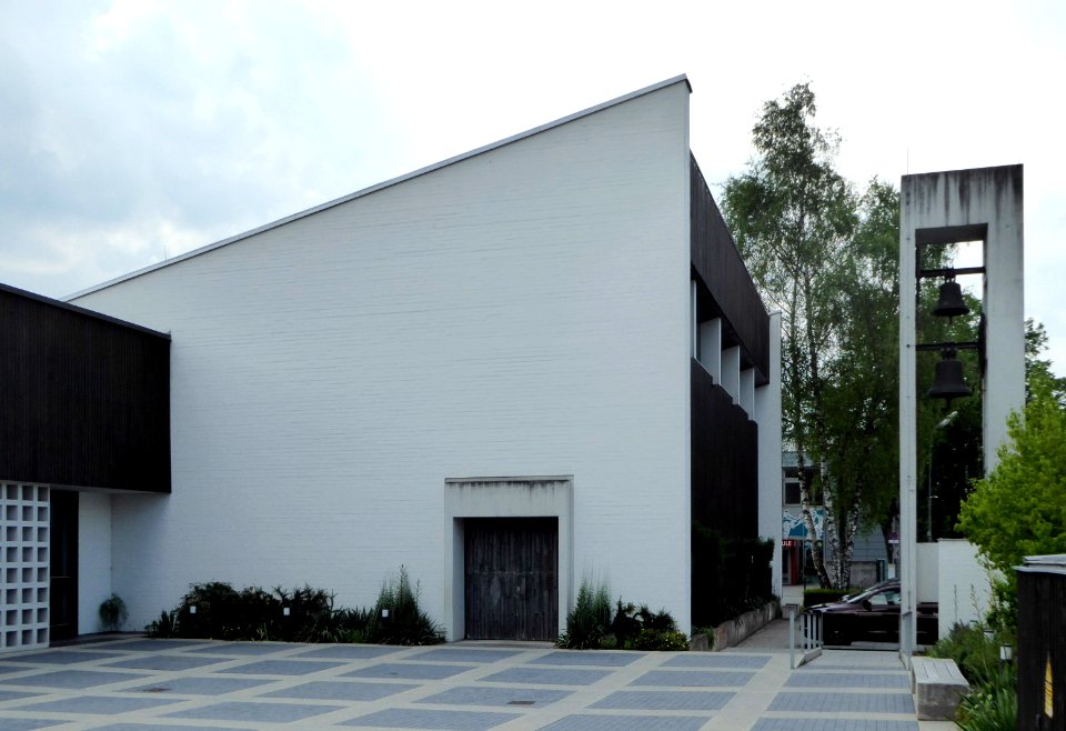 Garching-Hochbrück, Franziska-Romana-Kirche, 1