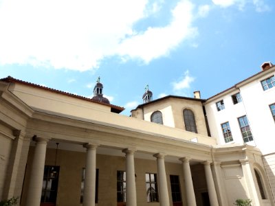 Hôtel-Dieu de Lyon - Cour Saint-Henri - Côté nord-est