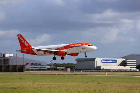 G-EZUP EHAM 3