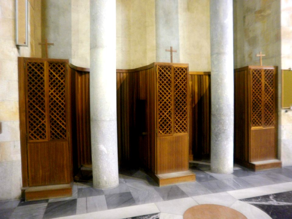Gijón - Iglesia de la Laboral Ciudad de la Cultura (ex Universidad Laboral), interiores 1